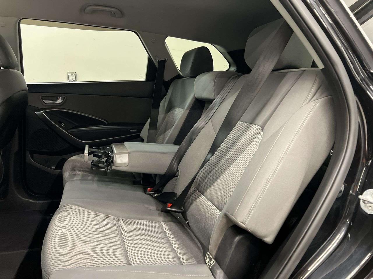 2015 Hyundai Santa Fe 7-PASSENGER | HTD SEATS | ALLOYS | BLUETOOTH | A/C Photo