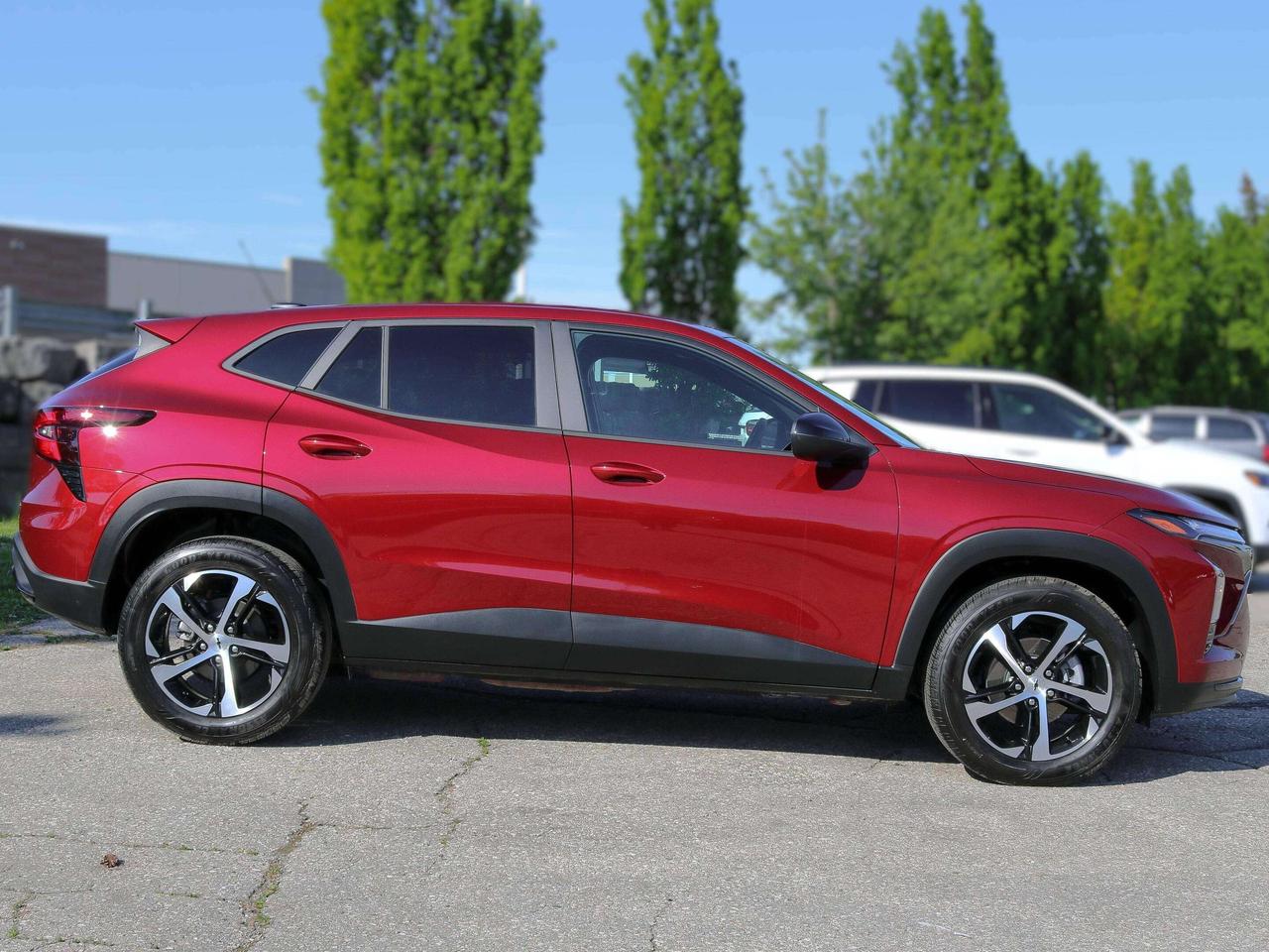 2025 Chevrolet Trax FWD 4dr 1RS  |  BLUETOOTH | HEATED SEAT | Photo3