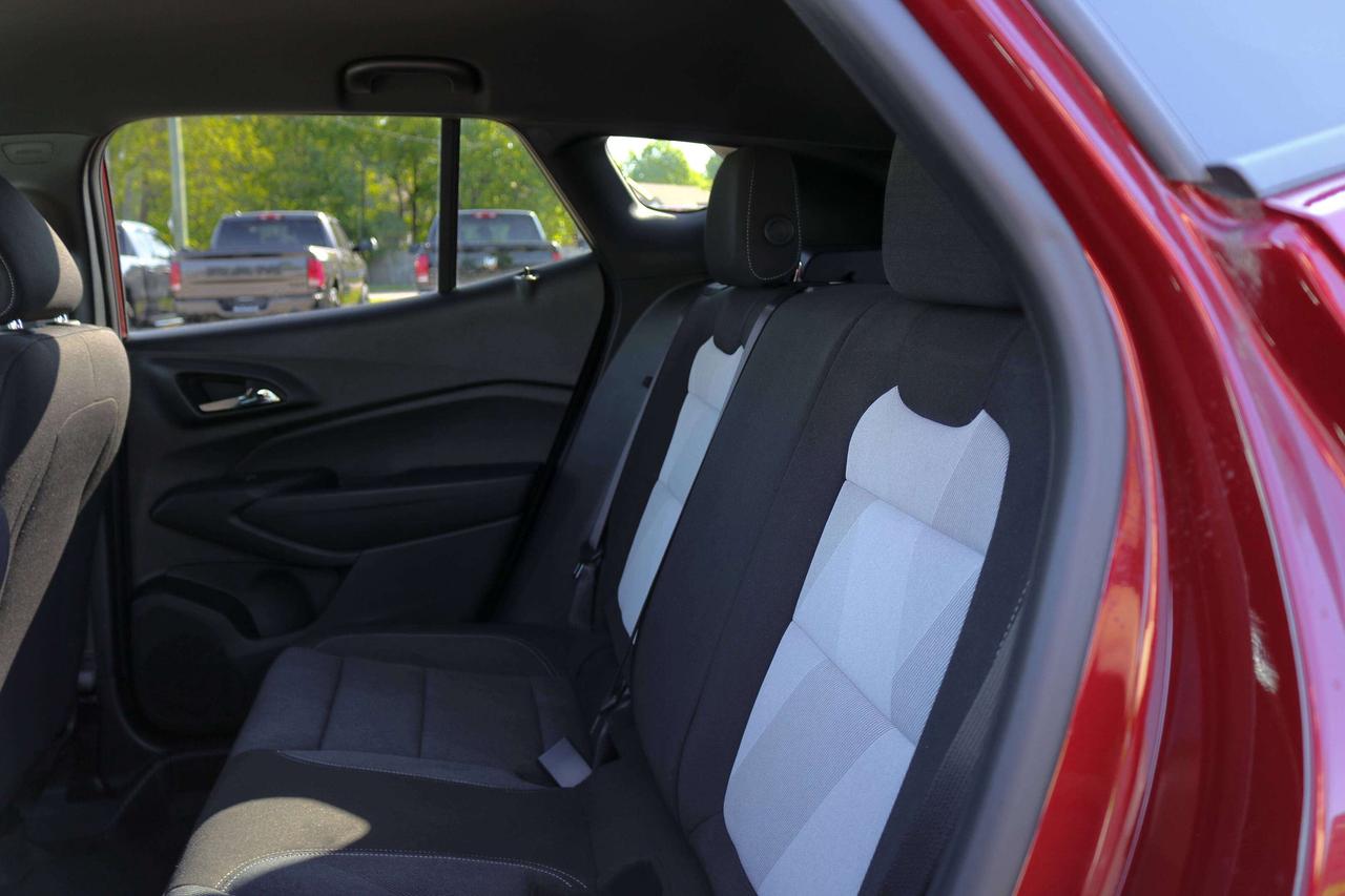 2025 Chevrolet Trax FWD 4dr 1RS  |  BLUETOOTH | HEATED SEAT | Photo