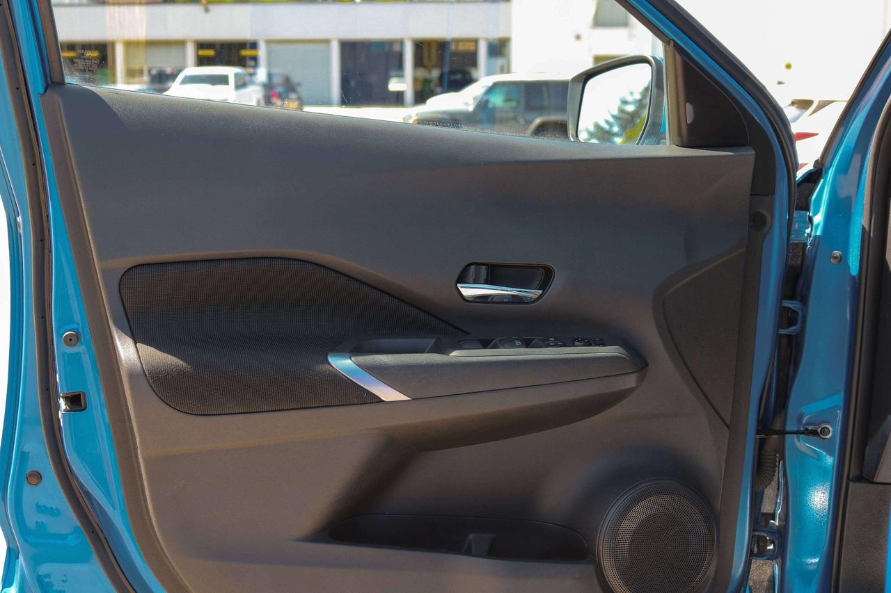 2021 Nissan Kicks SV FWD | 1 KEY | BLIND SPOT | REMOTE START | Photo