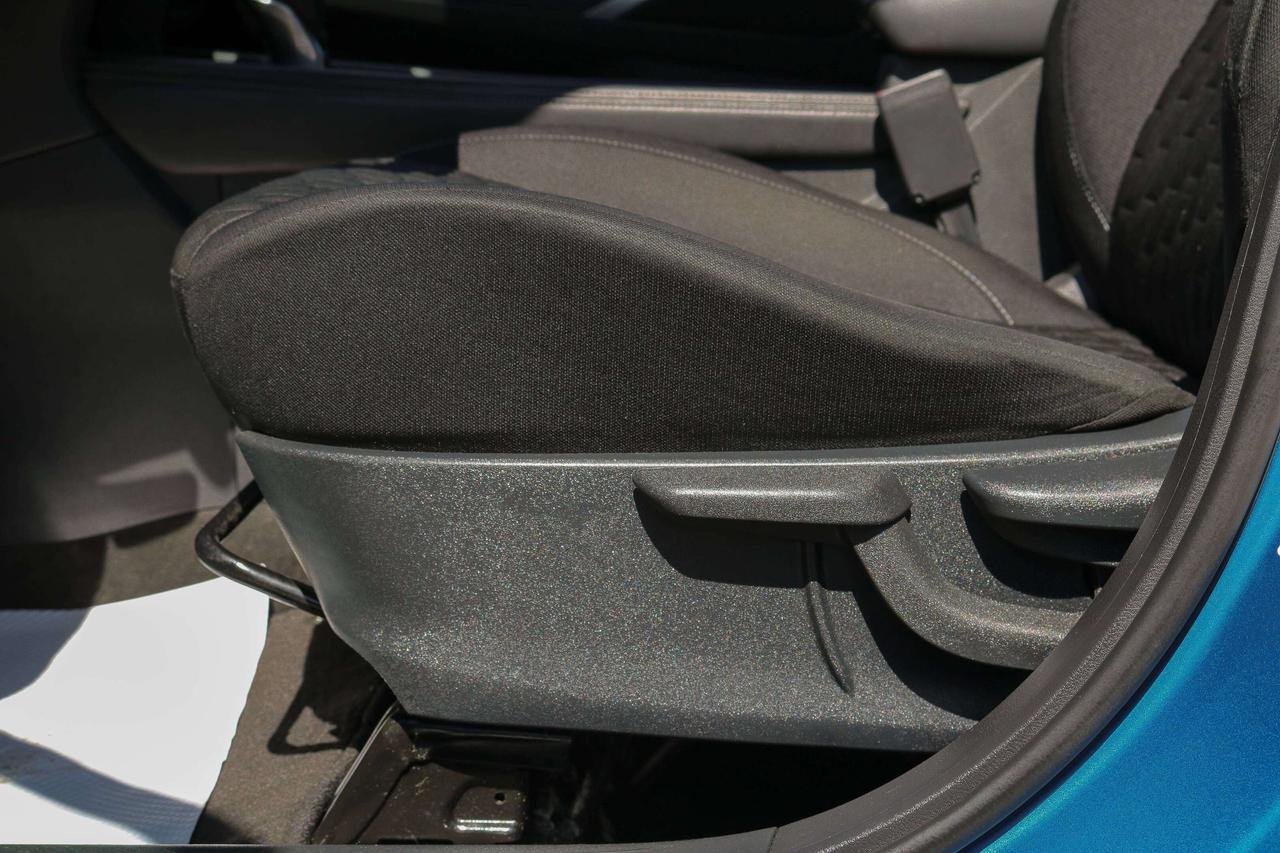 2021 Nissan Kicks SV FWD | 1 KEY | BLIND SPOT | REMOTE START | Photo