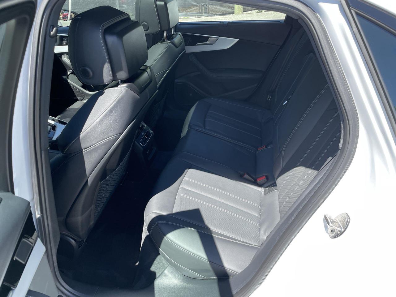 2024 Audi A4 45 Technik LEATHER, ROOF, HUDS, NAV, HTD. & VENTED Photo