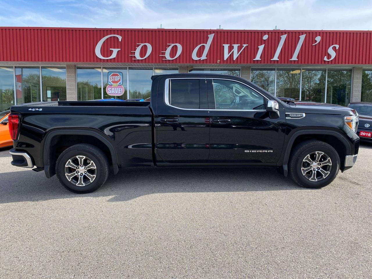 2019 GMC Sierra 1500 SLE, CLEAN CARFAX, REMOTE START, BACK UP CAMERA! - Photo #1