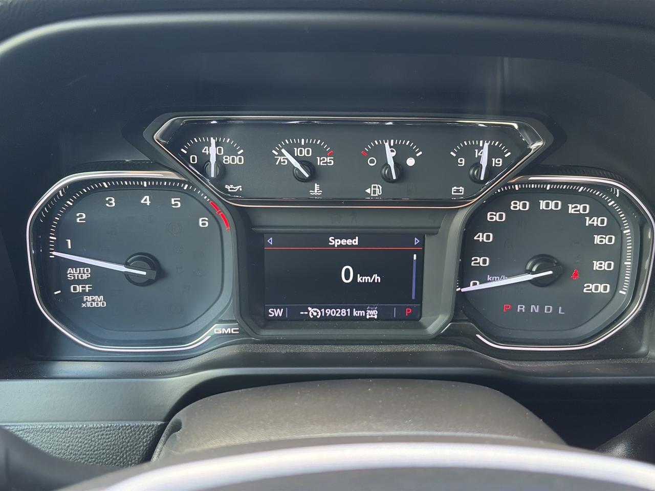2019 GMC Sierra 1500 SLE, CLEAN CARFAX, REMOTE START, BACK UP CAMERA! - Photo #15