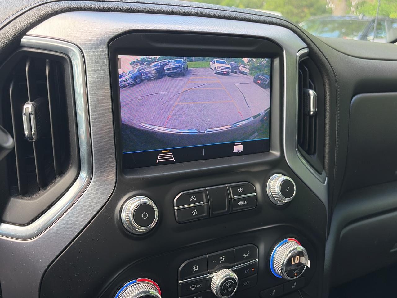 2019 GMC Sierra 1500 SLE, CLEAN CARFAX, REMOTE START, BACK UP CAMERA! - Photo #17