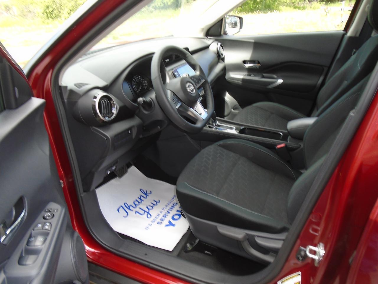 2024 Nissan Kicks SV Photo