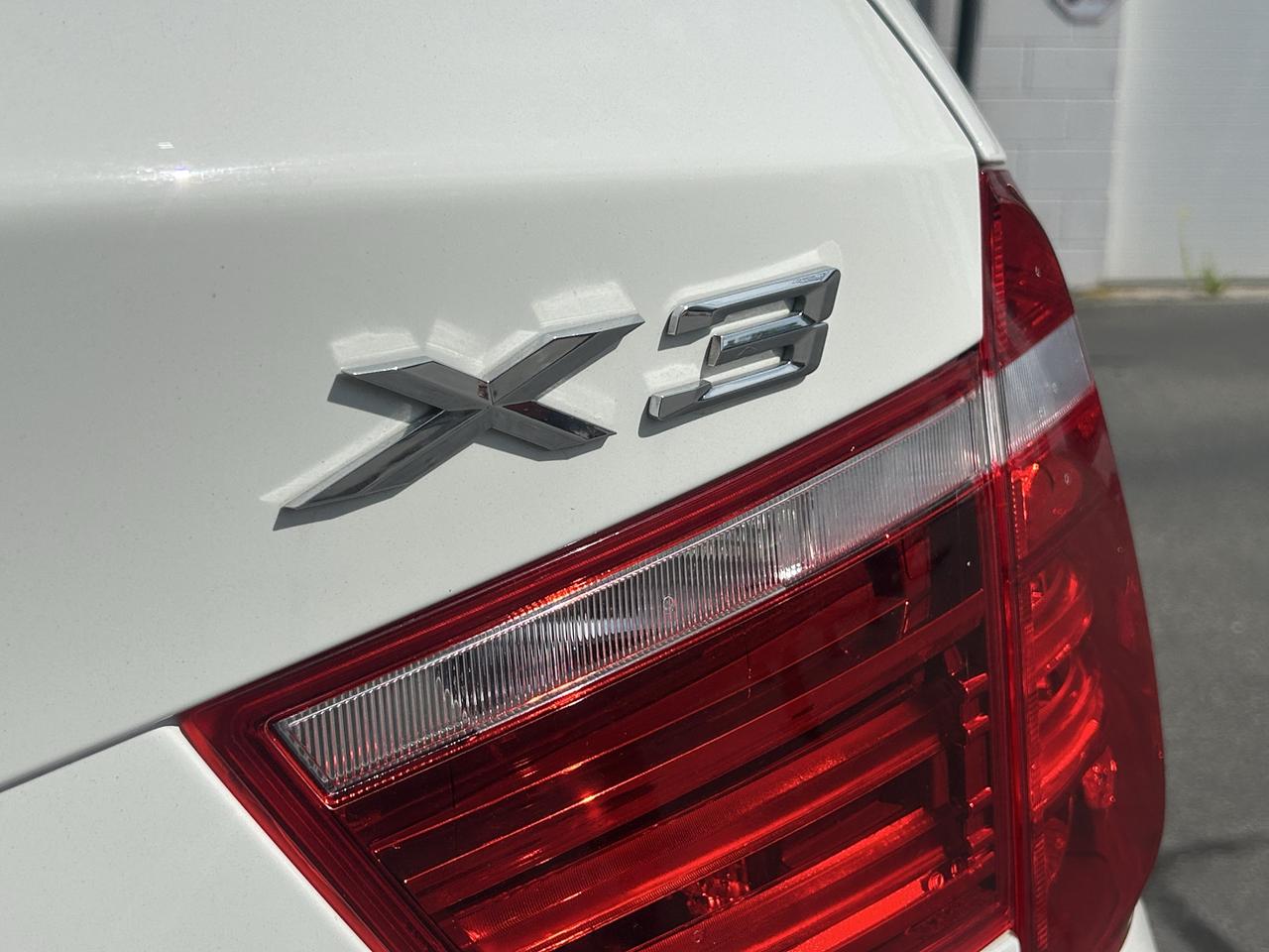 2015 BMW X3 AWD 4DR XDRIVE28i Photo