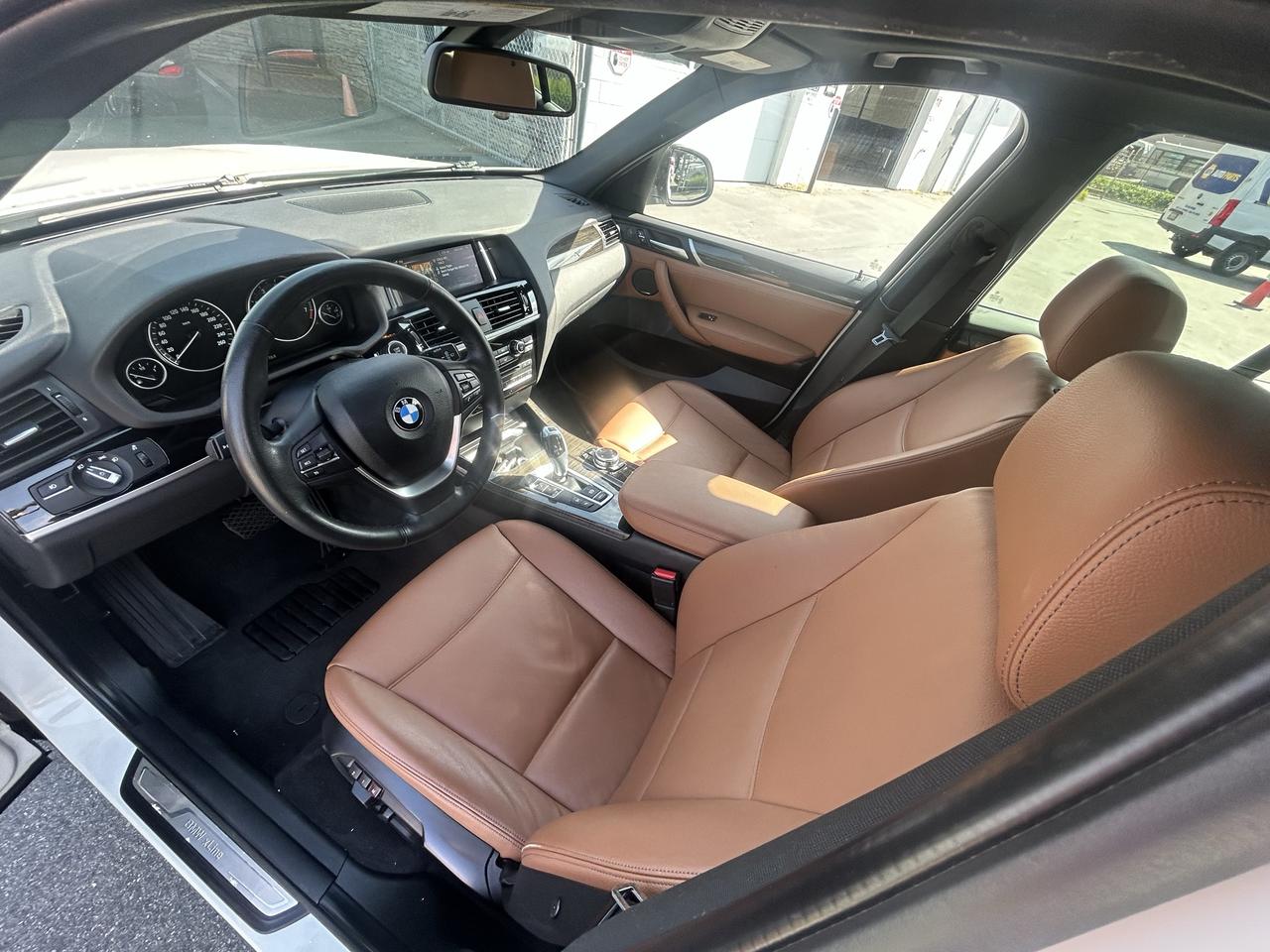 2015 BMW X3 AWD 4DR XDRIVE28i - Photo #9