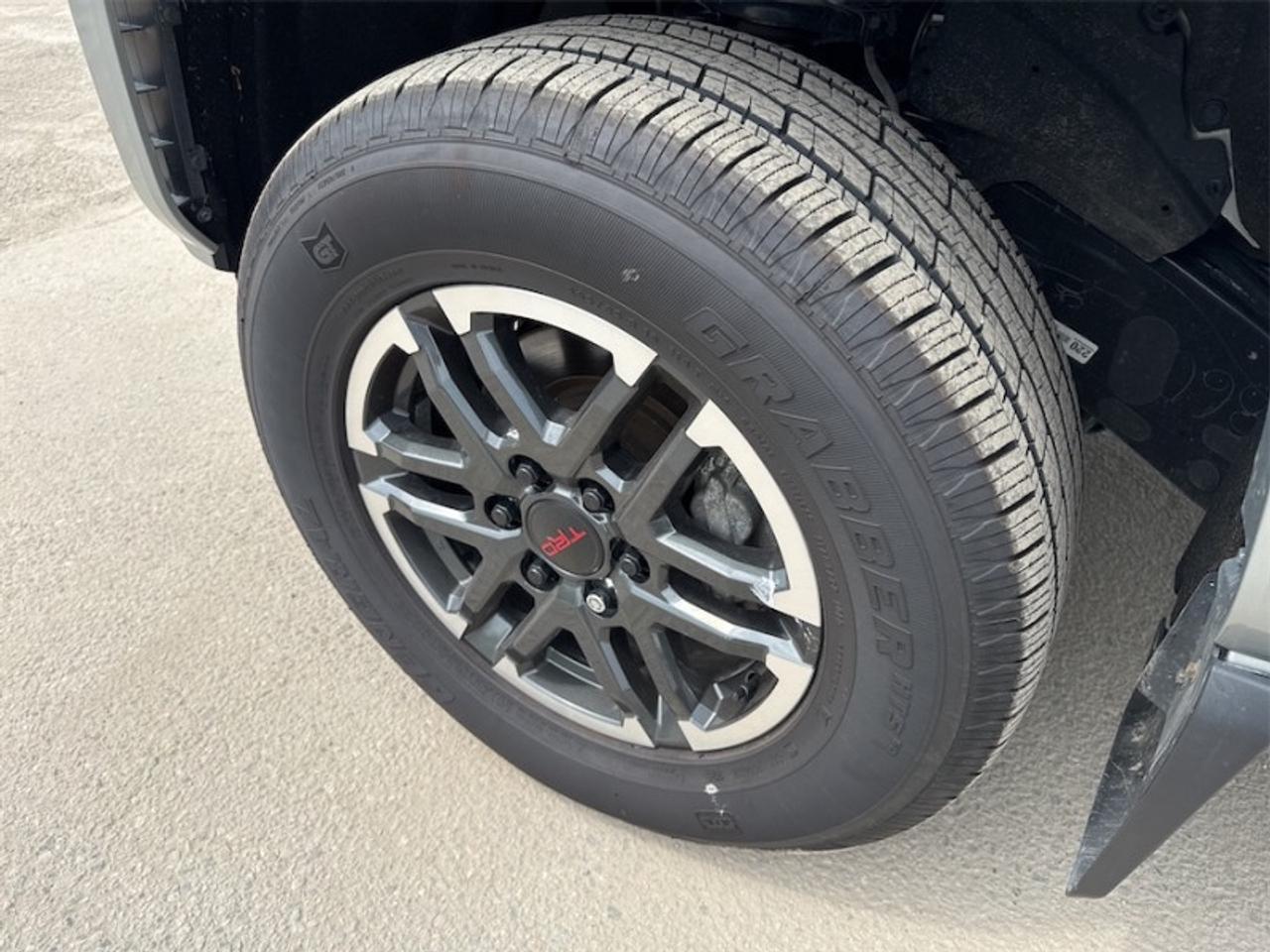 2025 Toyota Tacoma TRD Sport  Remote Start Photo