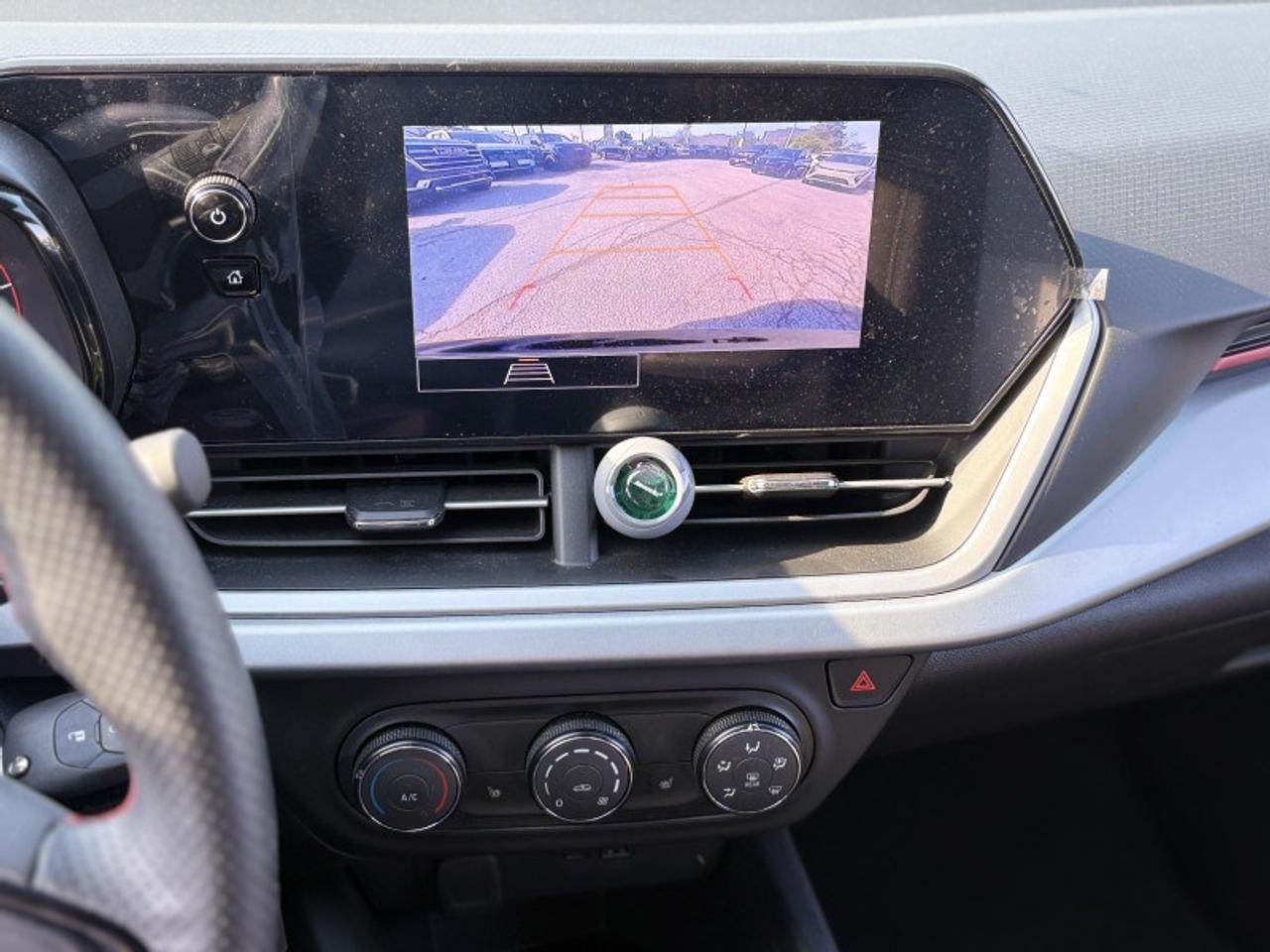 2025 Chevrolet Trax 1RS  REMOTE STRT|REAR CAM Photo