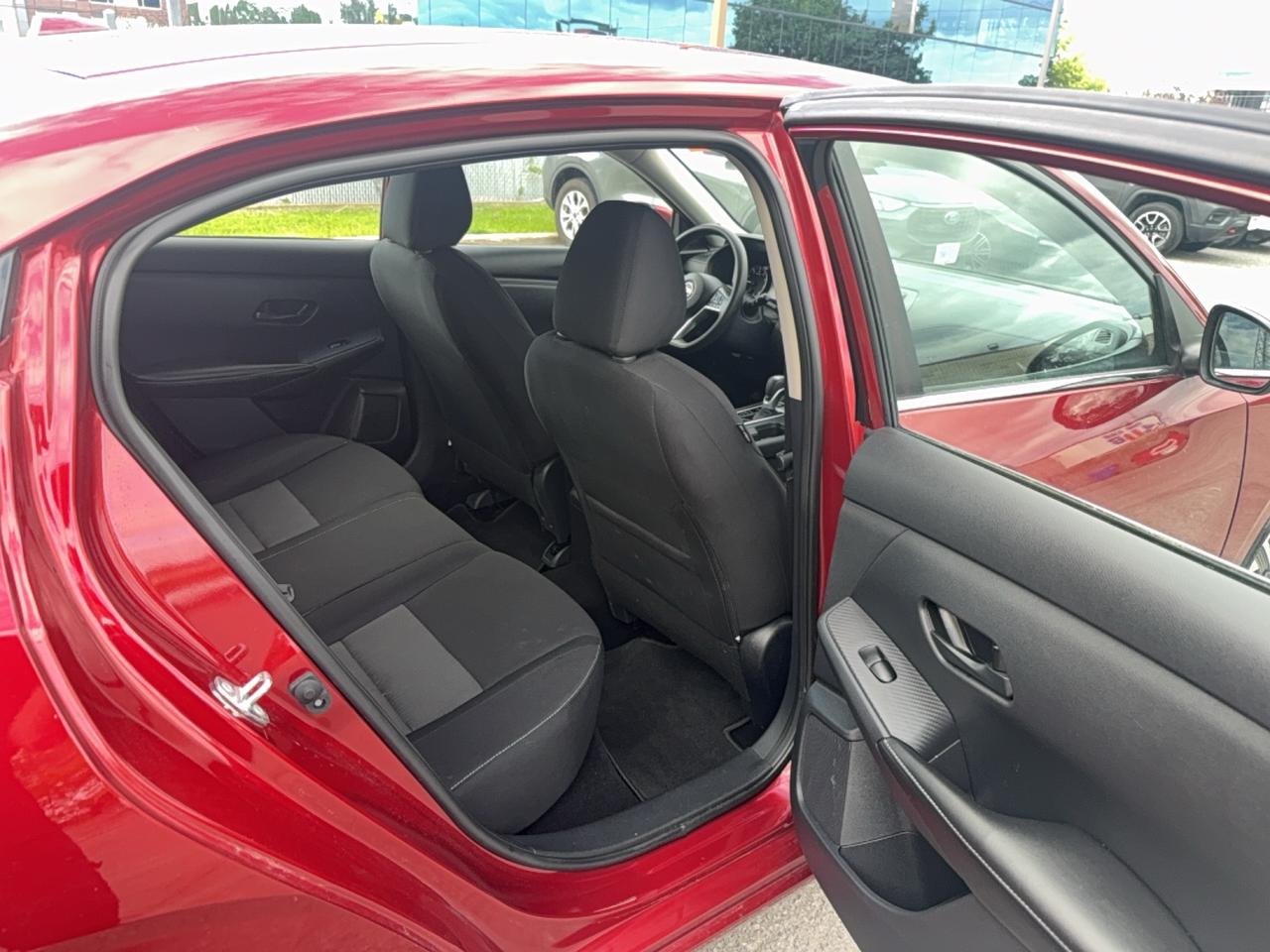 2025 Nissan Sentra SV Photo