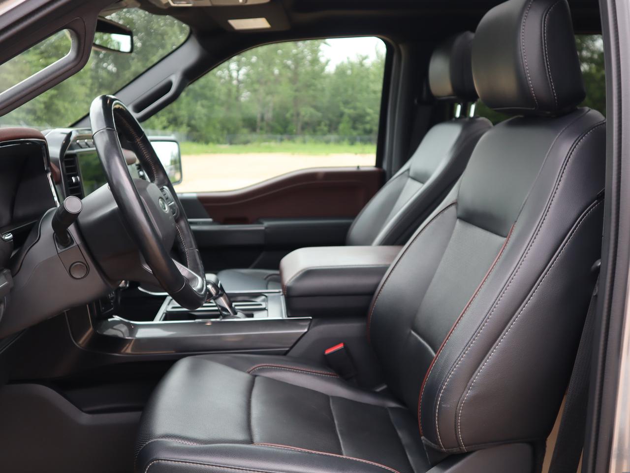 2023 Ford F-150 Lariat Photo4