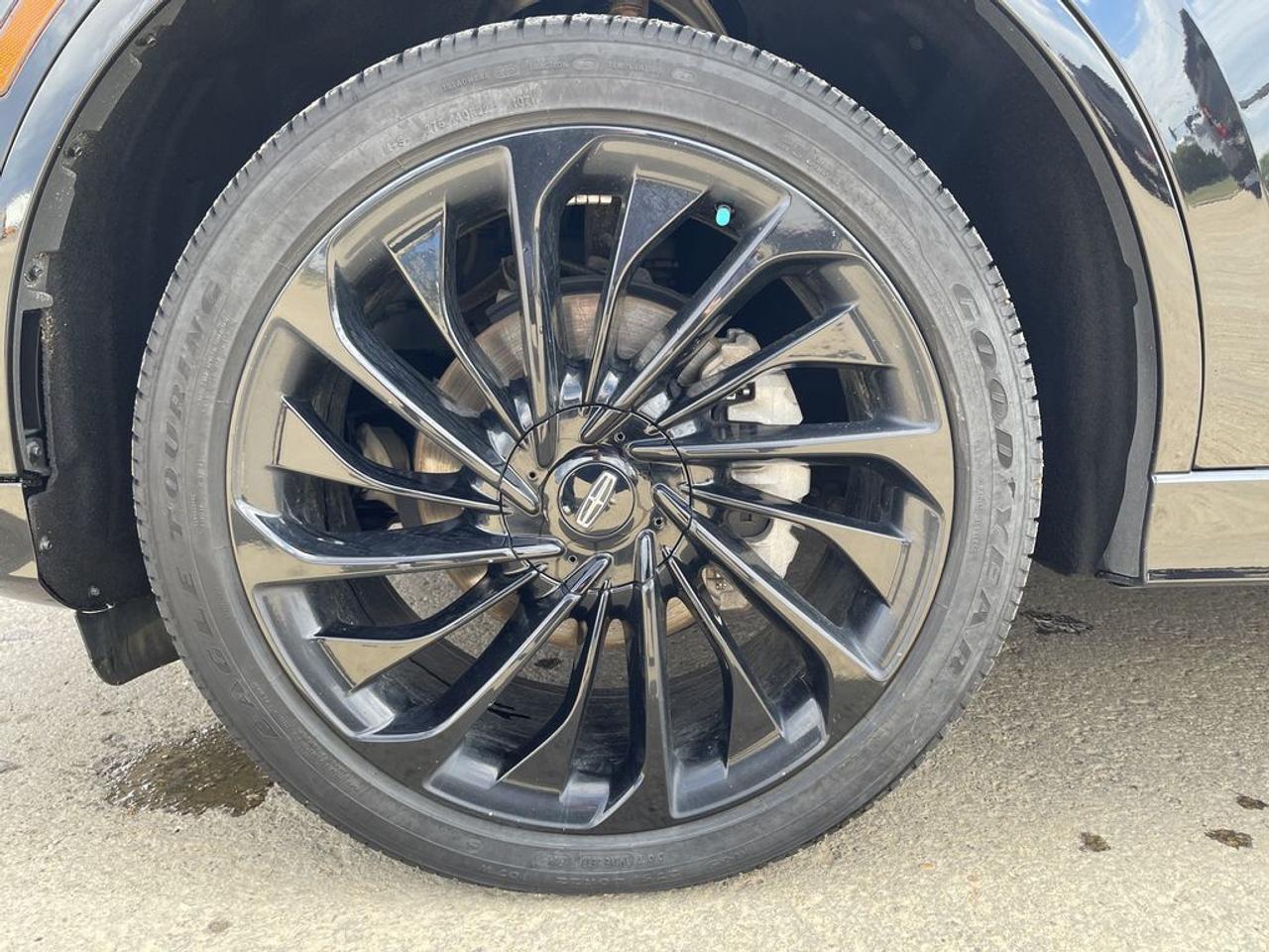 2025 Lincoln Aviator Reserve Photo2
