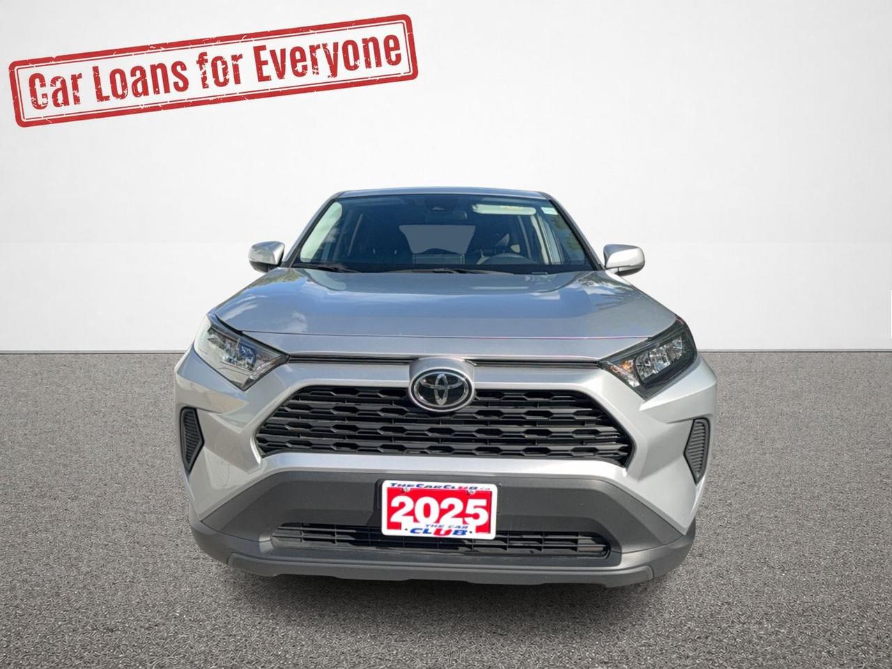 2025 Toyota RAV4 LE Photo