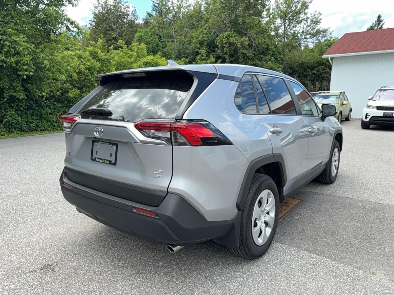 2025 Toyota RAV4 LE AWD - DRIVE ASSIST -APPLE CARPLAY - ANDROID AUTO Photo4
