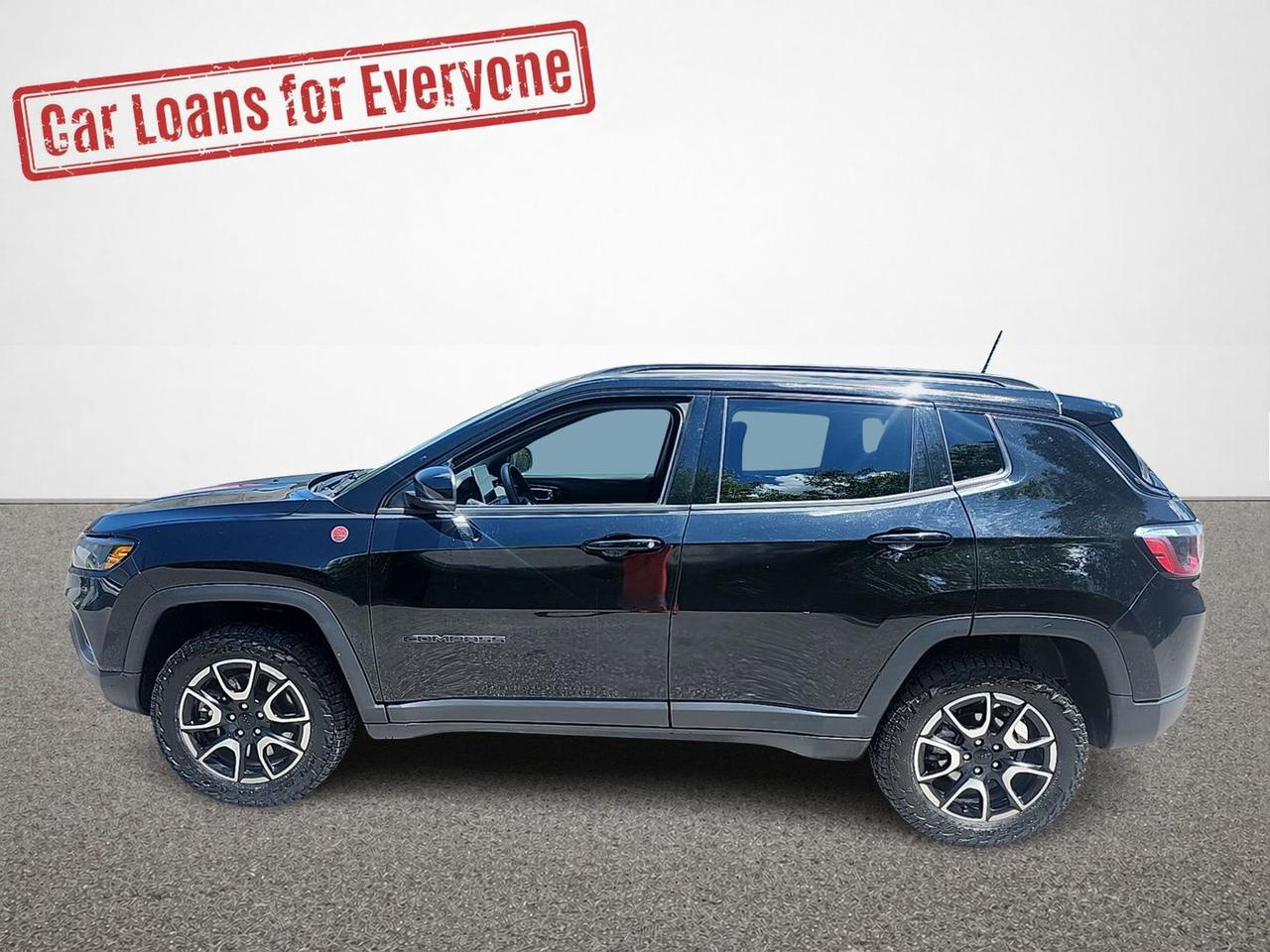 2024 Jeep Compass Trailhawk Photo1