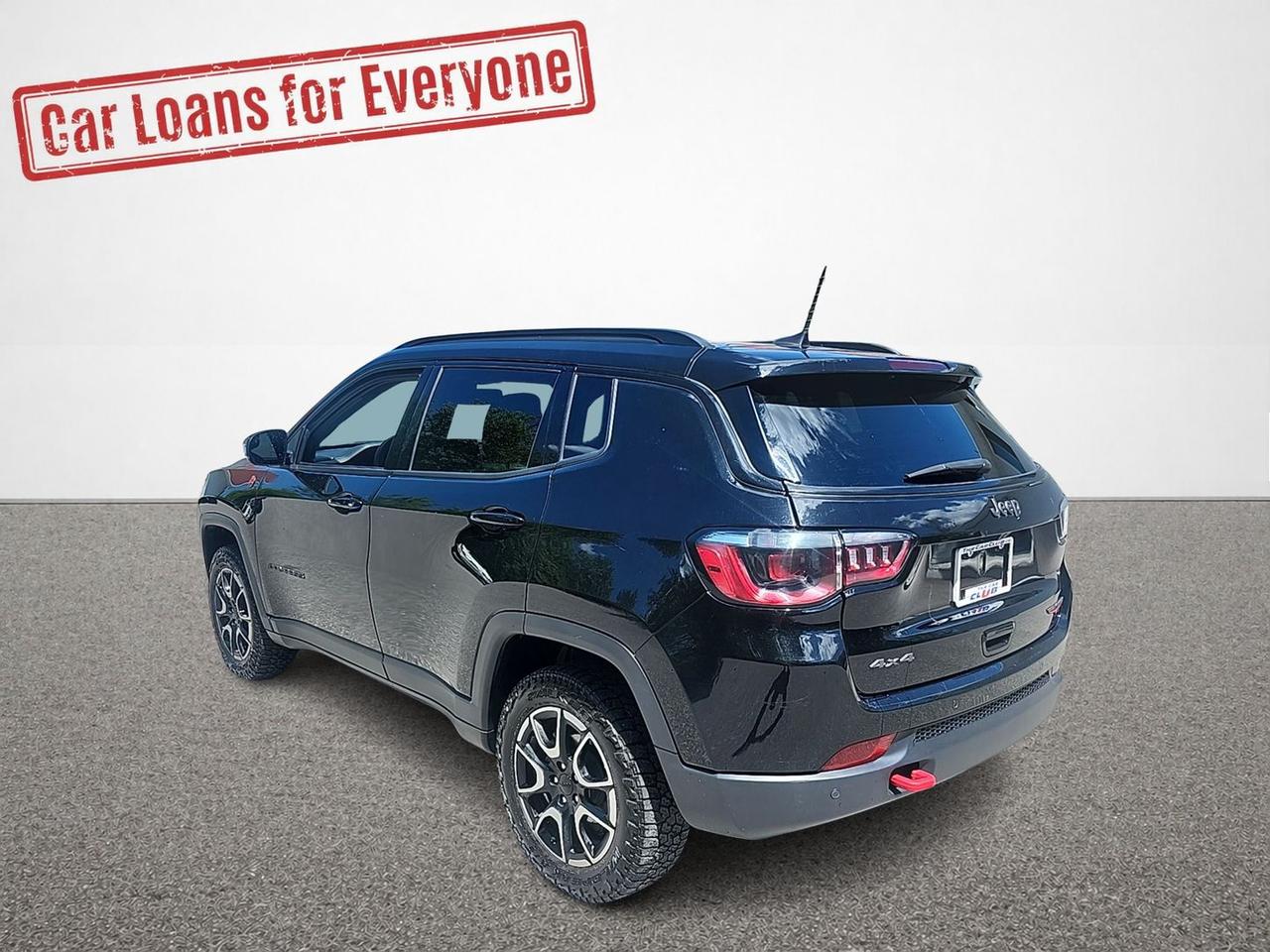 2024 Jeep Compass Trailhawk Photo