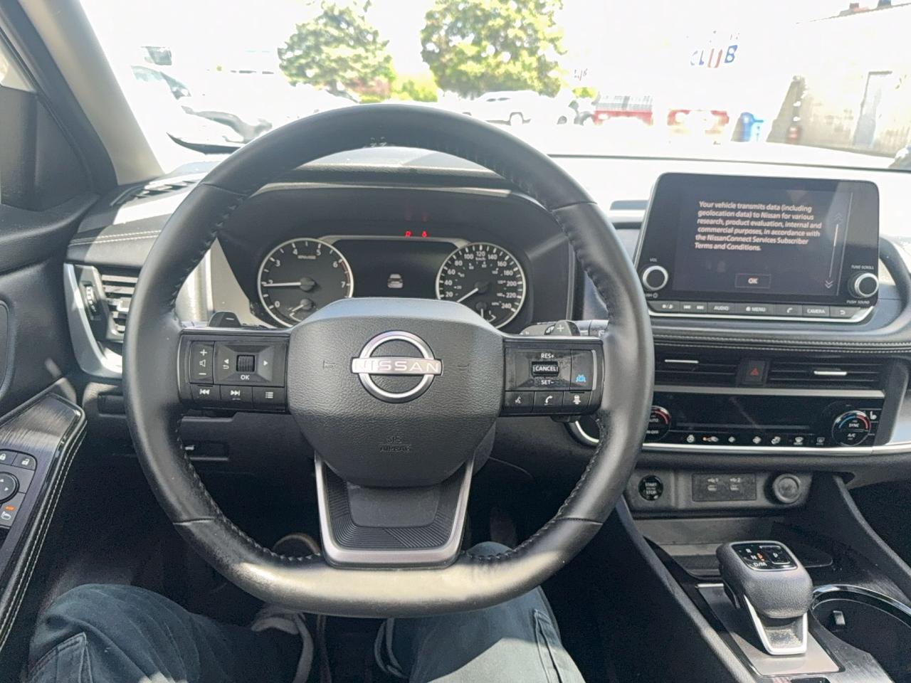 2025 Nissan Rogue SV MOONROOF