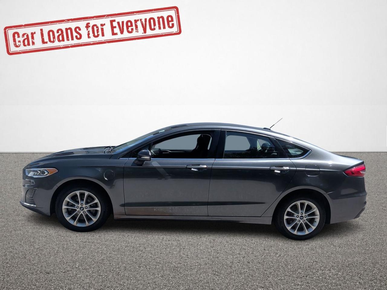2020 Ford Fusion Energi SEL Photo1