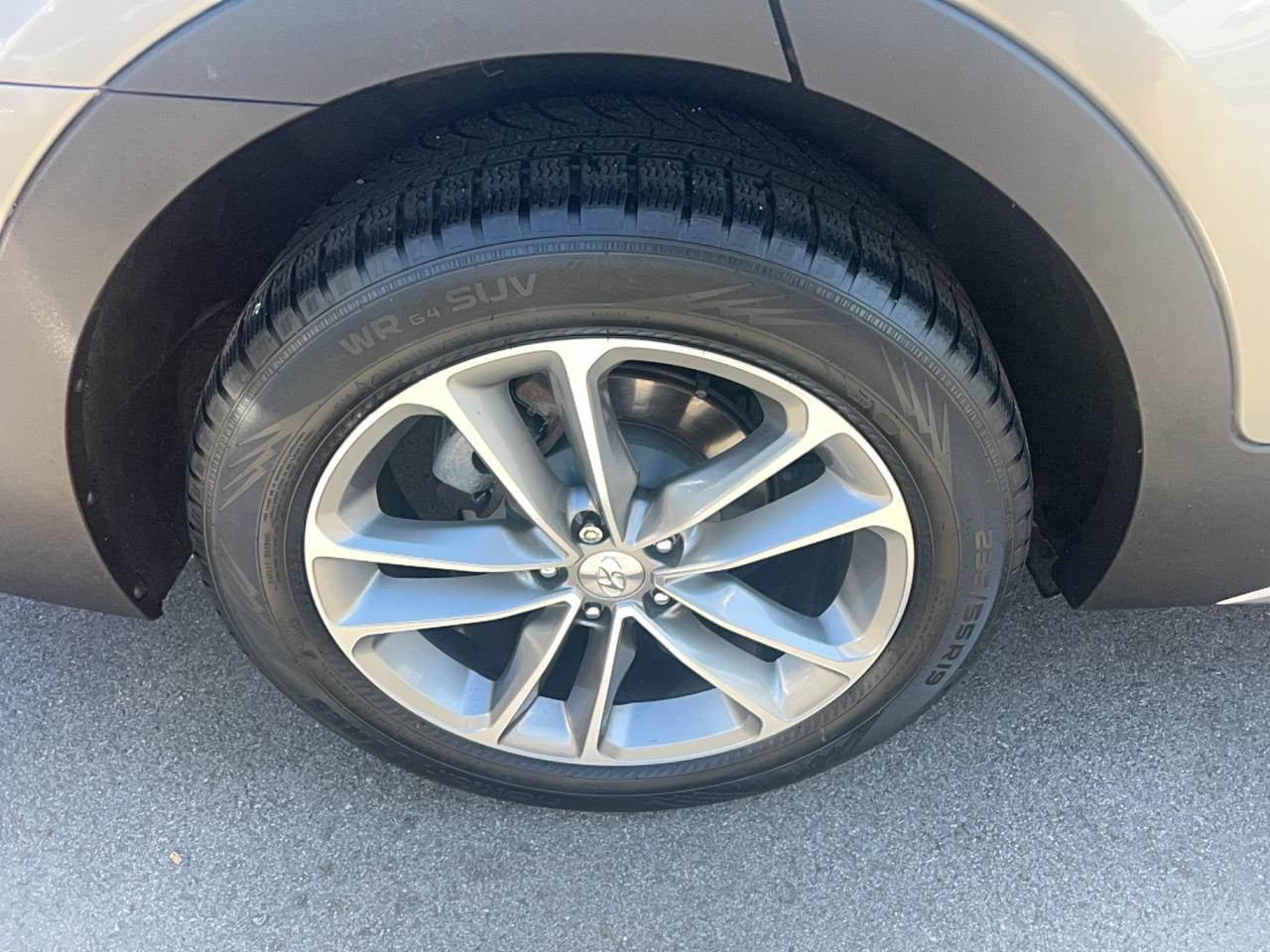 2018 Hyundai Santa Fe Sport 2.0T Limited AWD Photo
