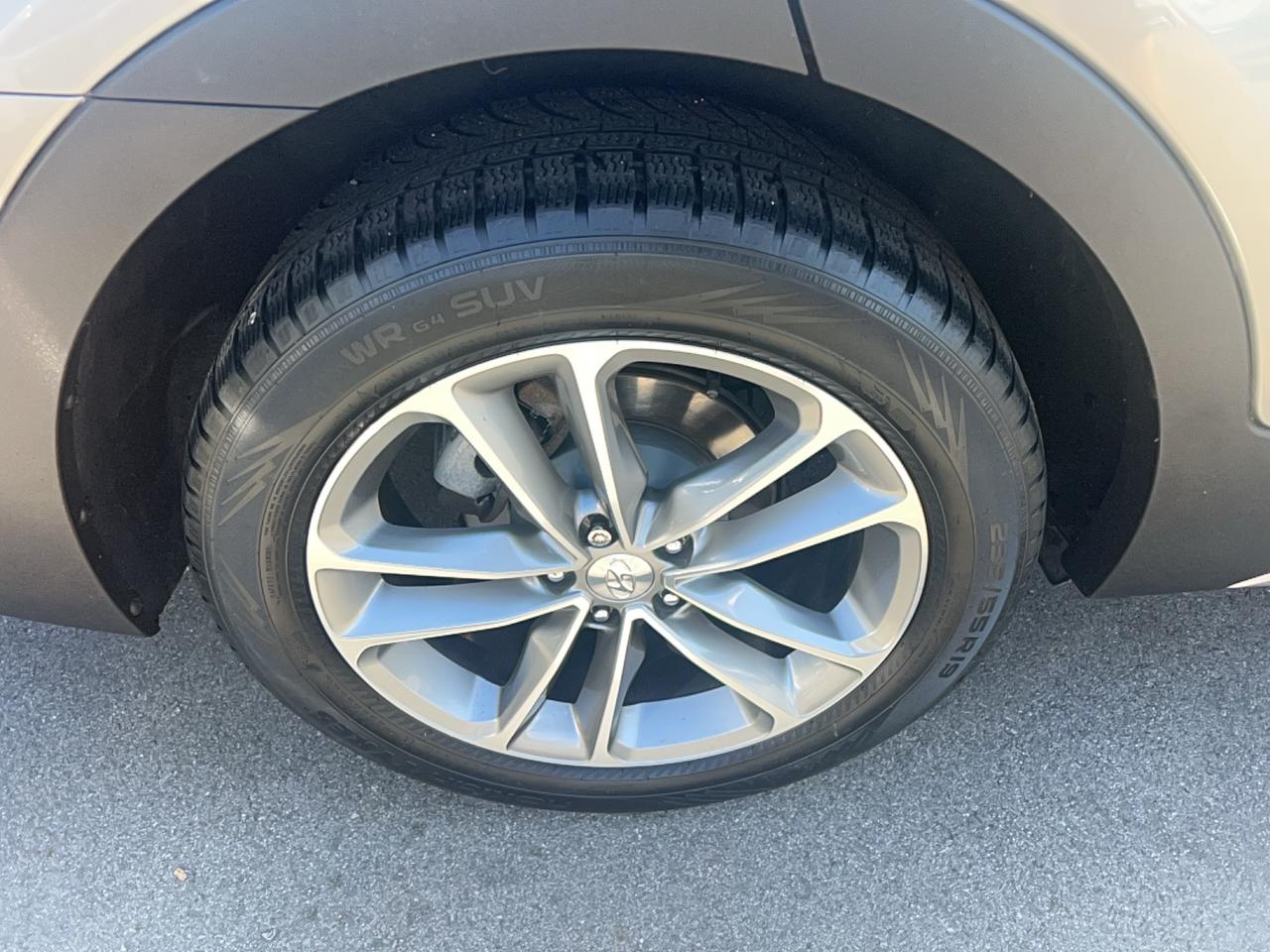 2018 Hyundai Santa Fe Sport 2.0T Limited AWD Photo