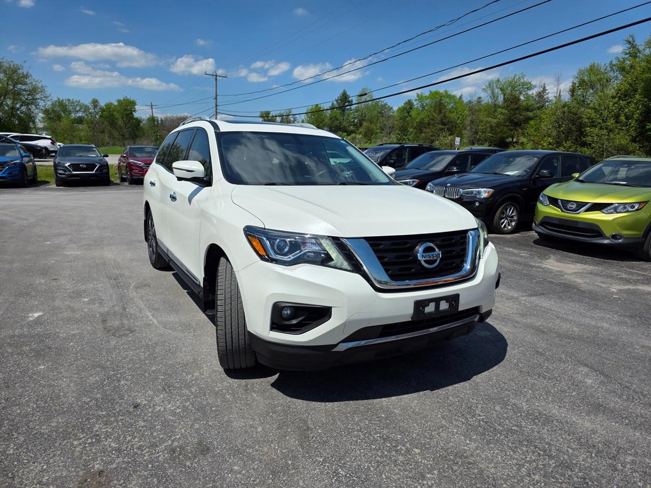 2019 Nissan Pathfinder Platinum 4WD Photo