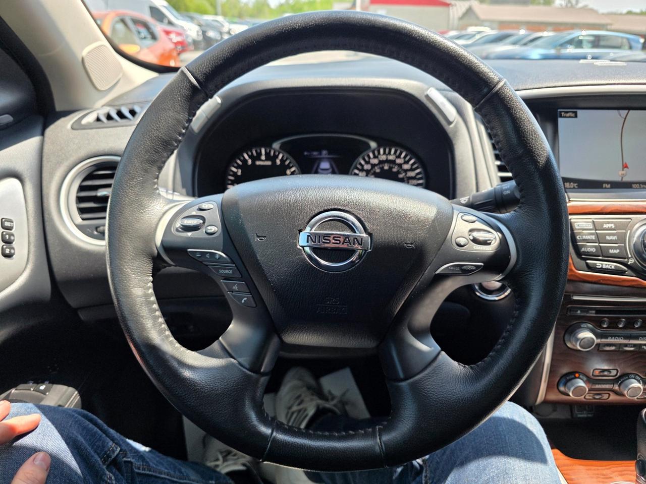 2019 Nissan Pathfinder Platinum 4WD Photo