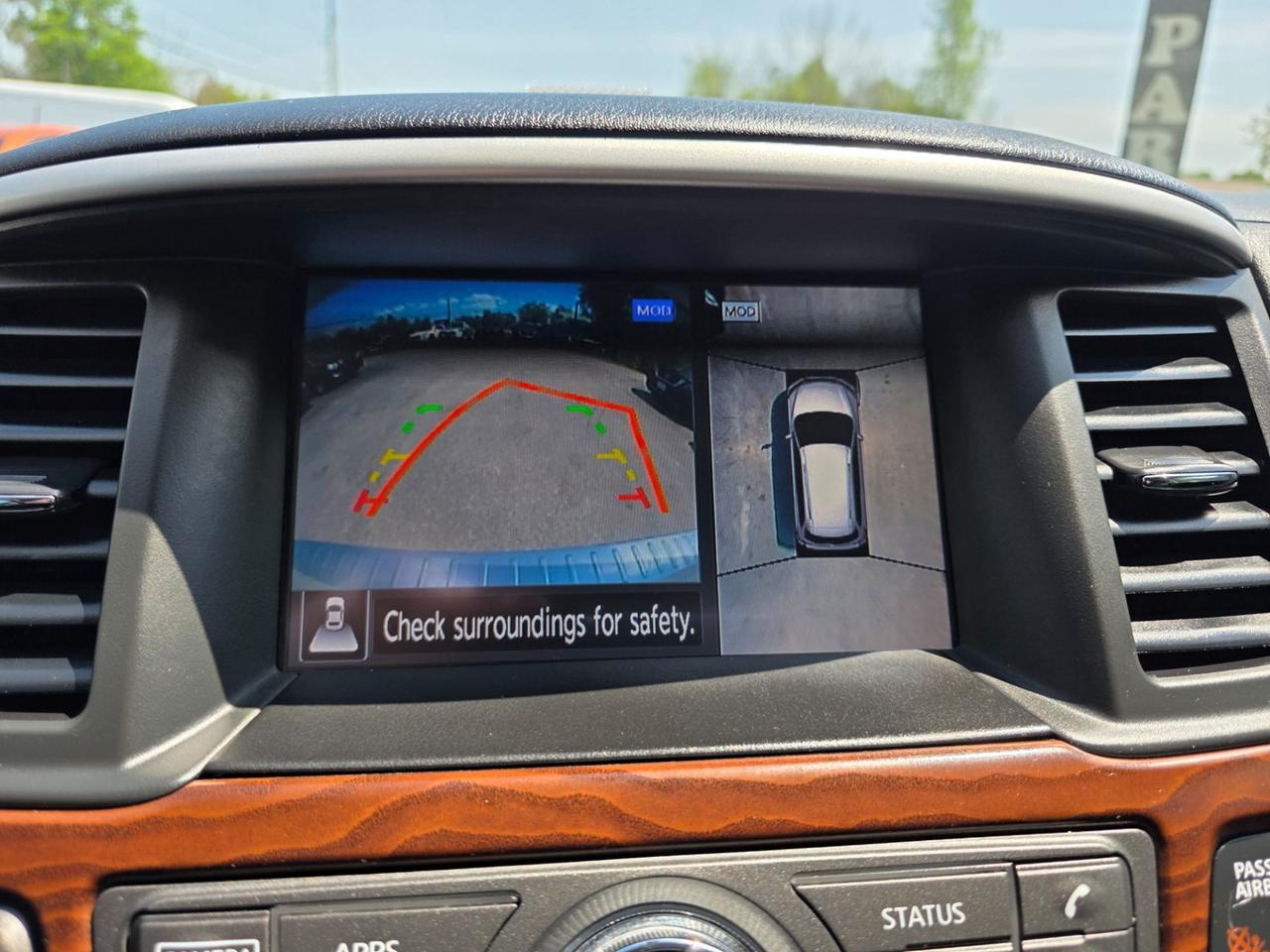 2019 Nissan Pathfinder Platinum 4WD Photo