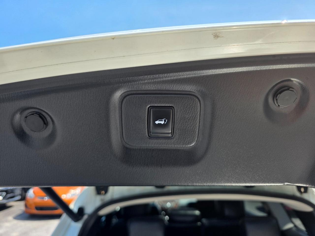 2019 Nissan Pathfinder Platinum 4WD Photo