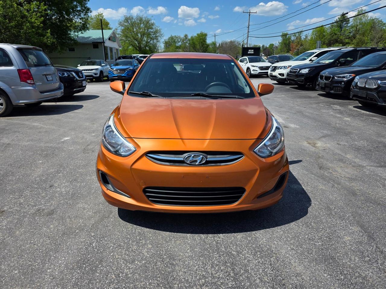 2016 Hyundai Accent SE Photo