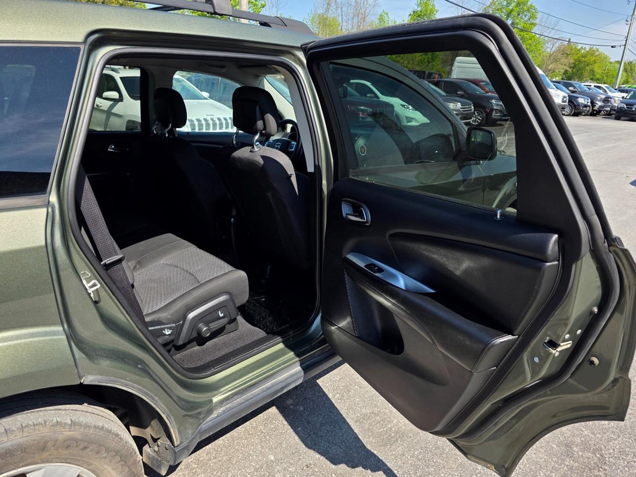 2017 Dodge Journey SE Photo