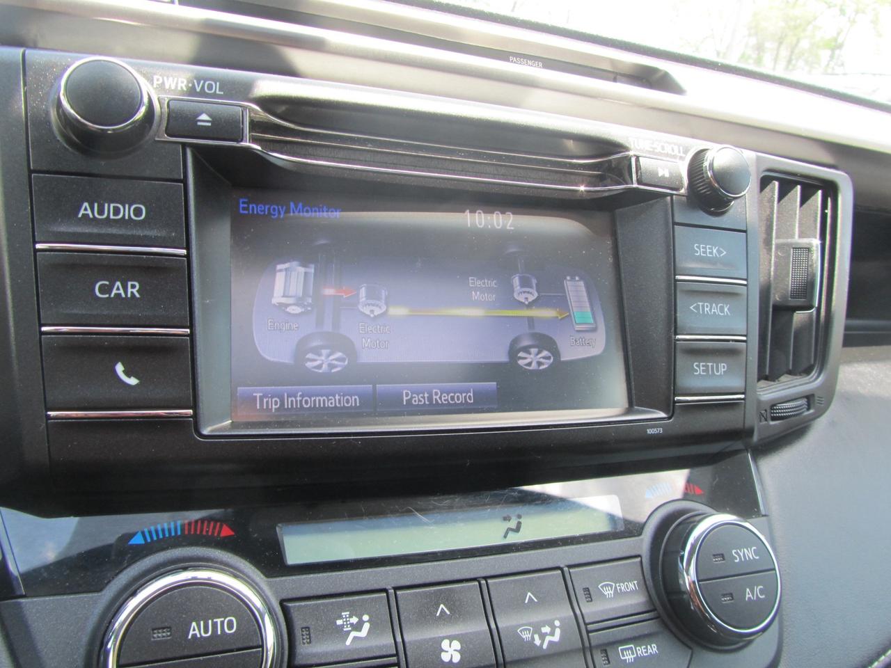 2016 Toyota RAV4 AWD 4dr XLE (Natl) Photo