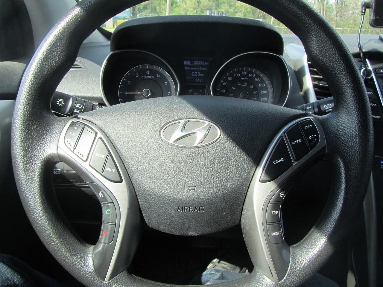 2013 Hyundai Elantra GT 5dr HB Auto GL *Ltd Avail* Photo