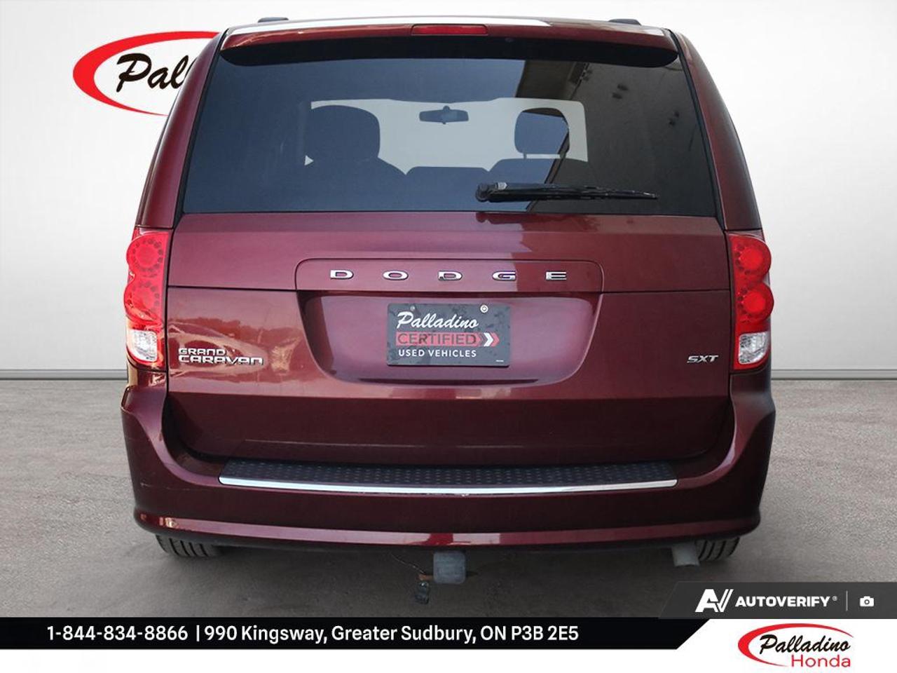 2017 Dodge Grand Caravan SXT Photo