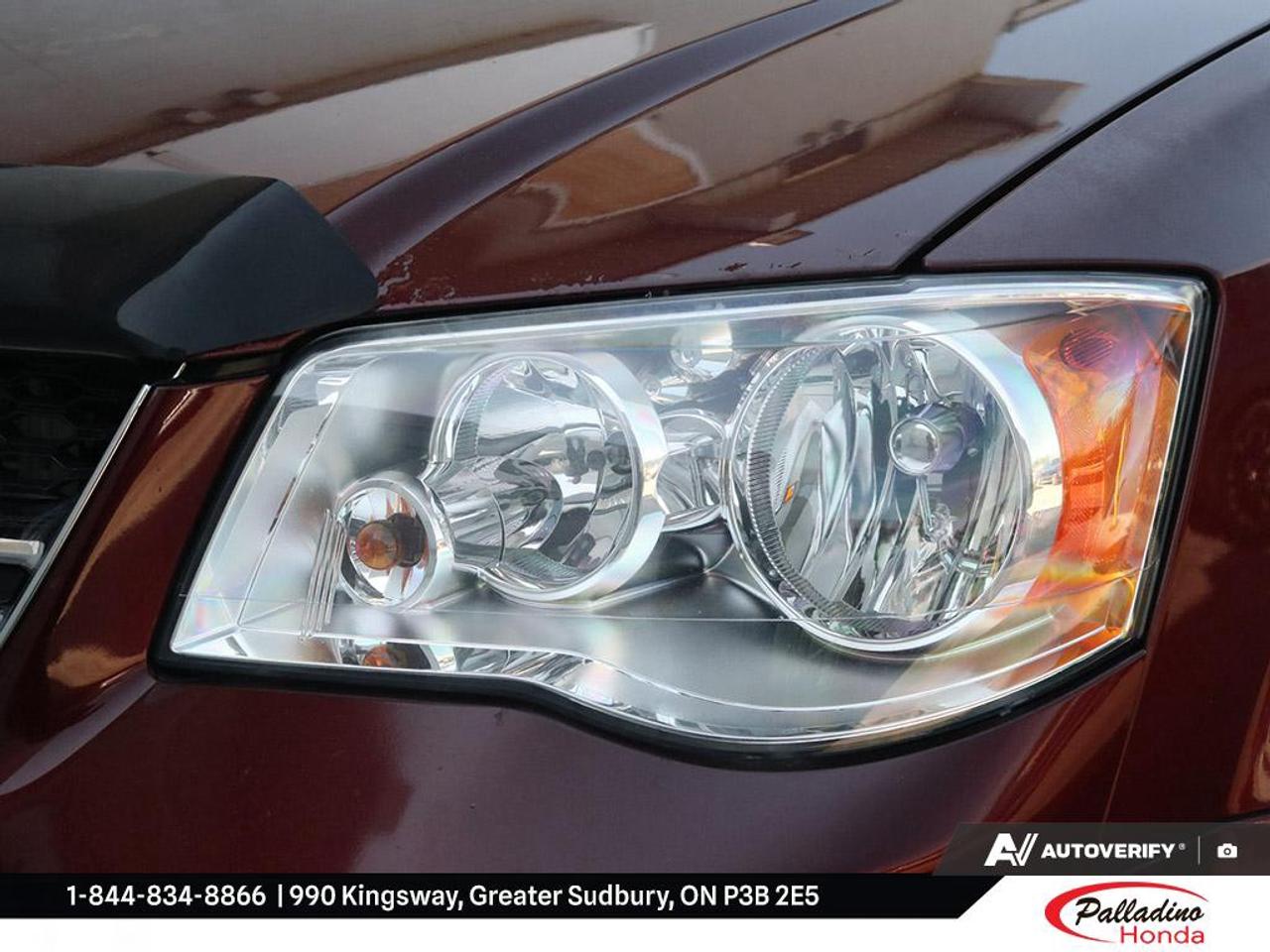 2017 Dodge Grand Caravan SXT Photo