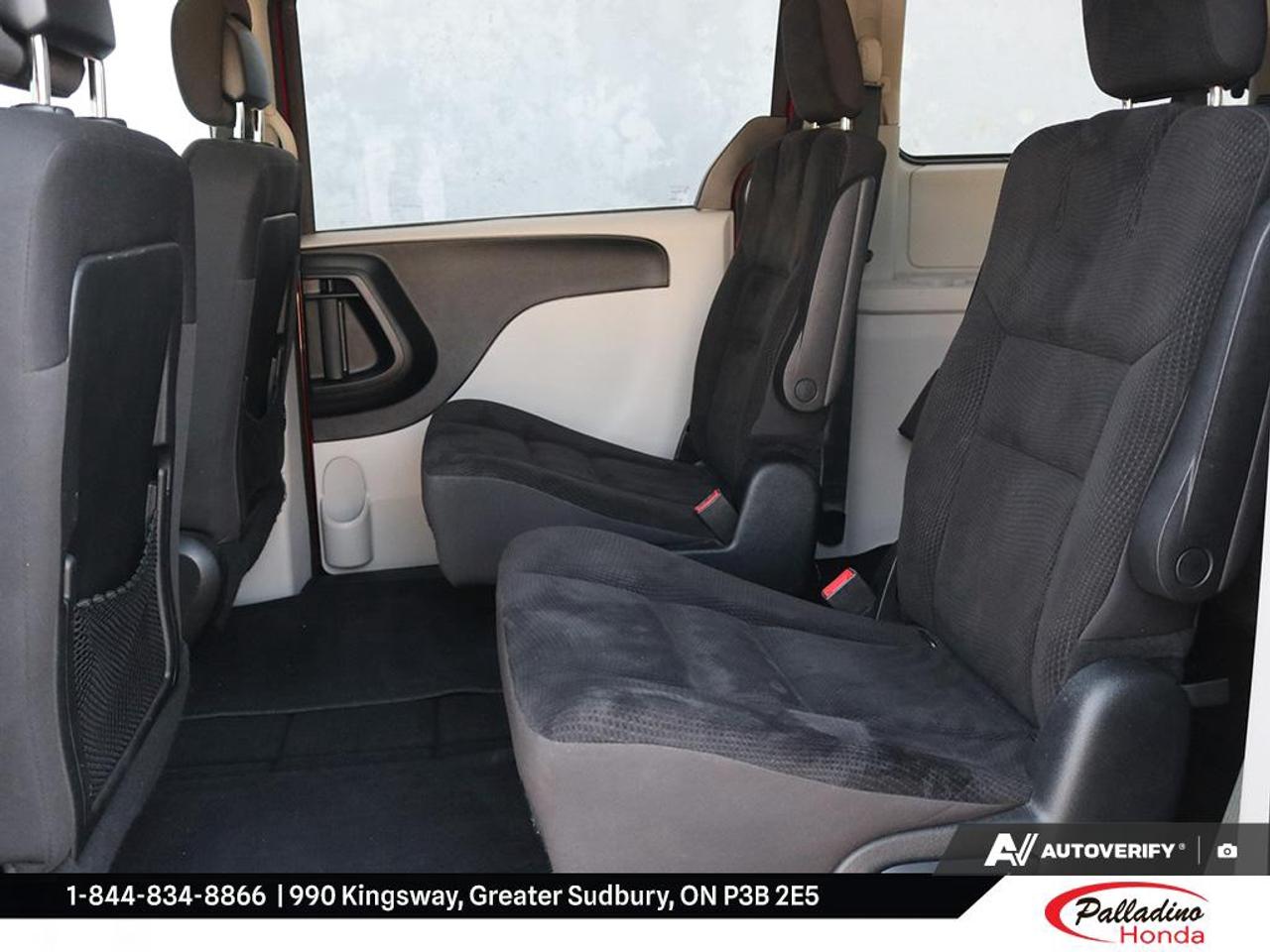 2017 Dodge Grand Caravan SXT Photo