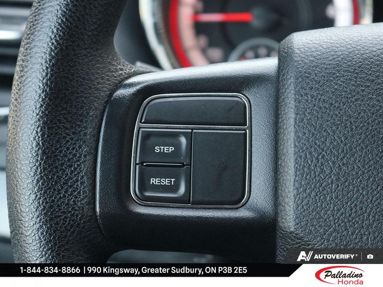 2017 Dodge Grand Caravan SXT Photo