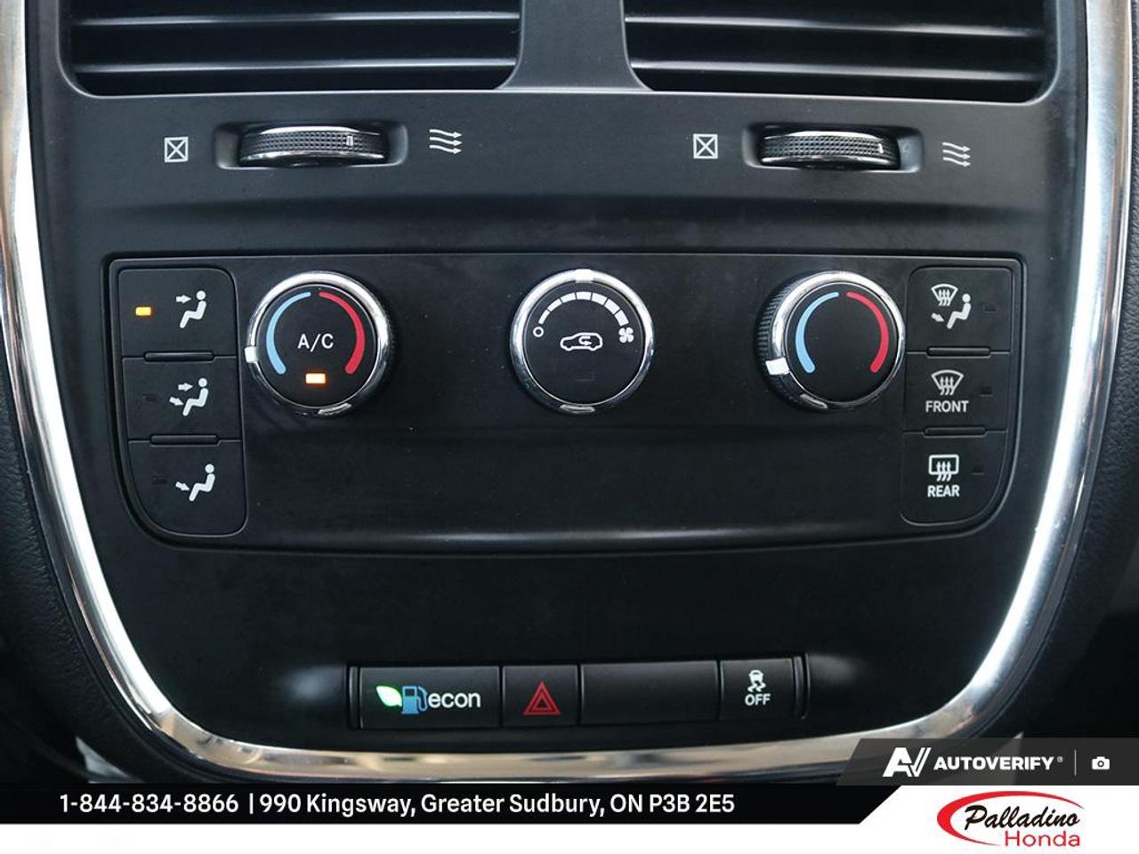 2017 Dodge Grand Caravan SXT Photo