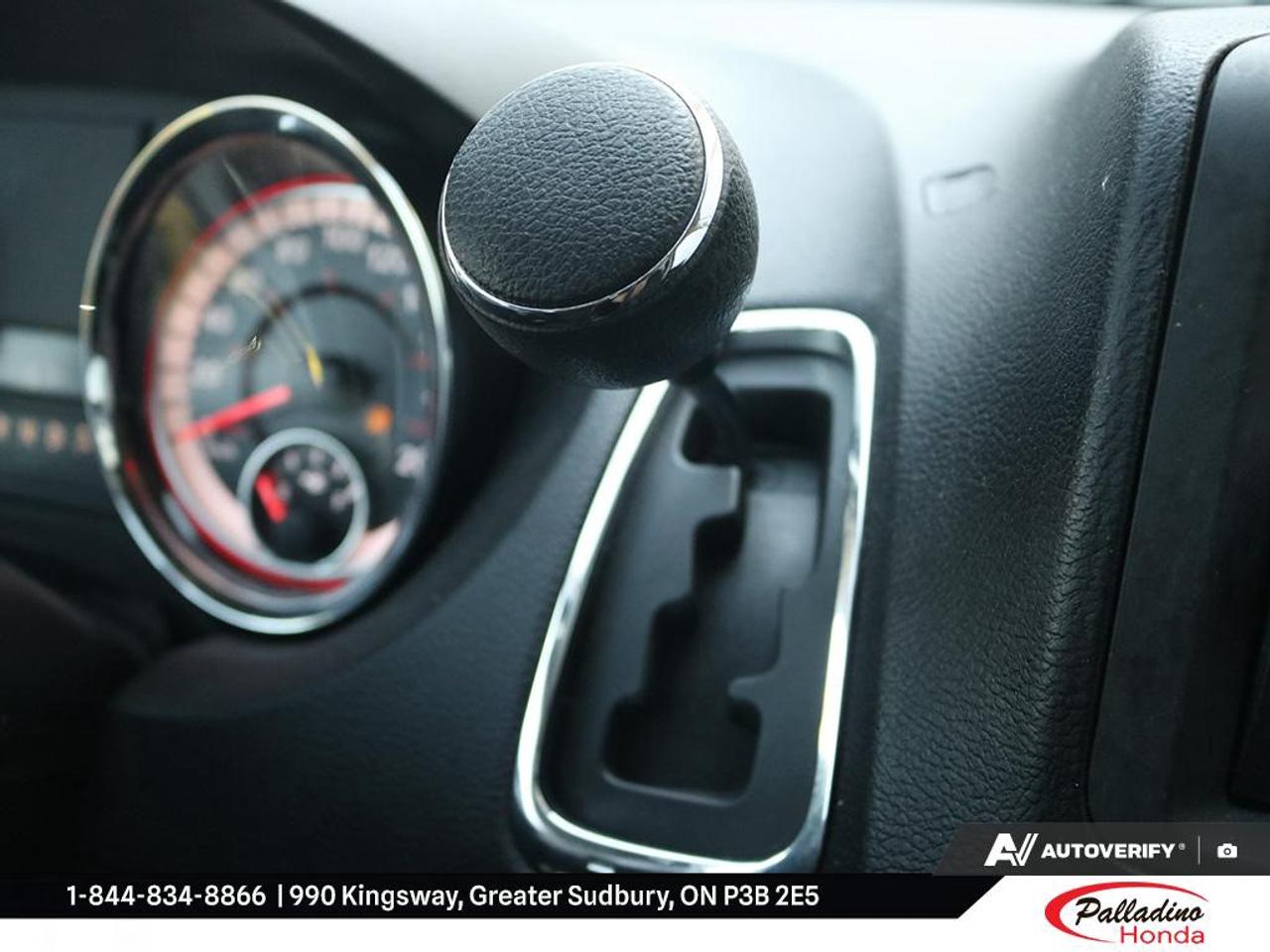 2017 Dodge Grand Caravan SXT Photo