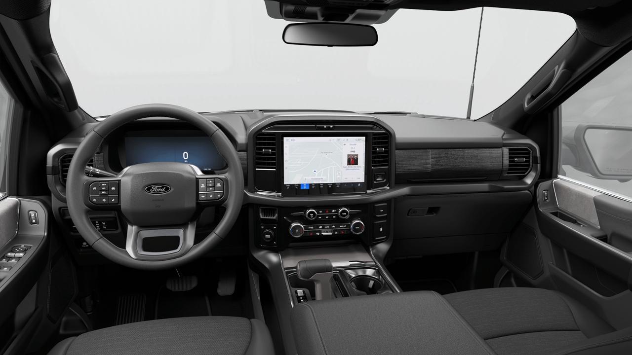 2026 Ford F-150 XLT Photo4