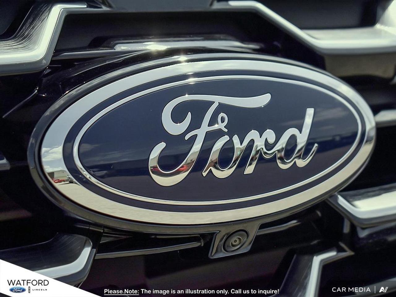 2026 Ford Explorer Platinum Photo
