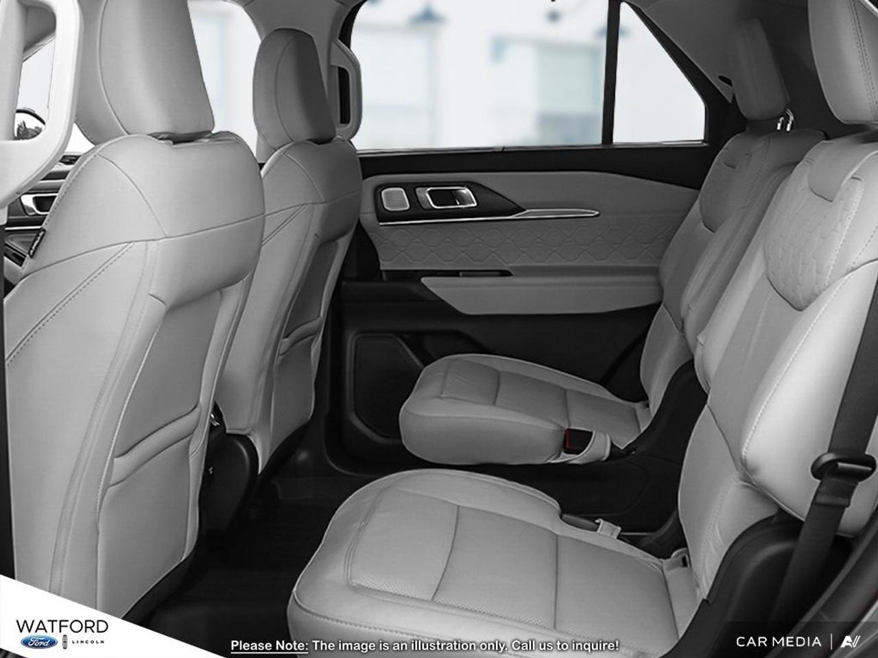 2026 Ford Explorer Platinum Photo