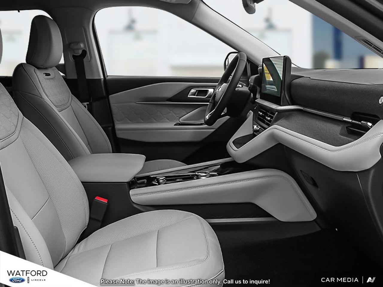 2026 Ford Explorer Platinum Photo