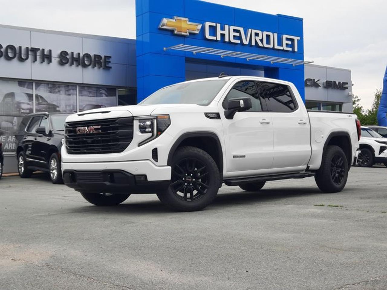 4WD Crew Cab 147 Elevation, 10-Speed Automatic, Gas V8 5.3L/325