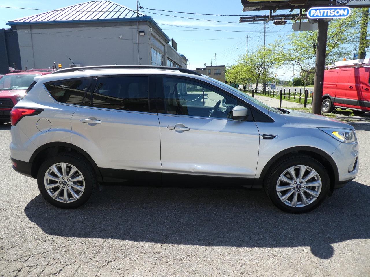 2019 Ford Escape SEL Photo