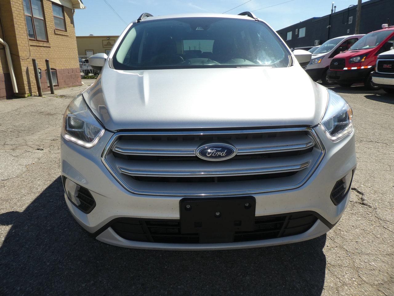 2019 Ford Escape SEL Photo