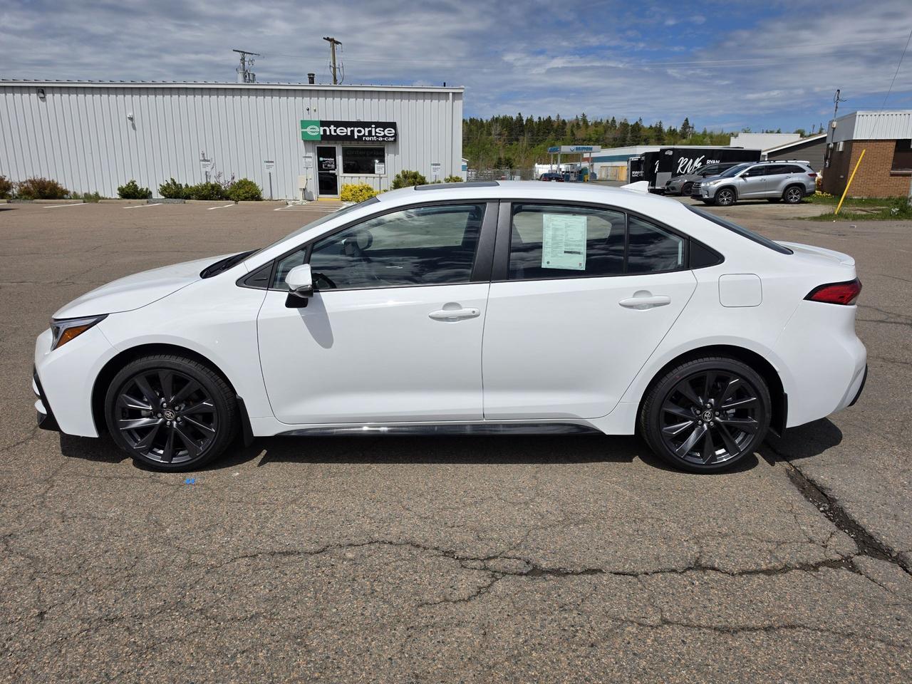 2026 Toyota Corolla SE Upgrade Photo1