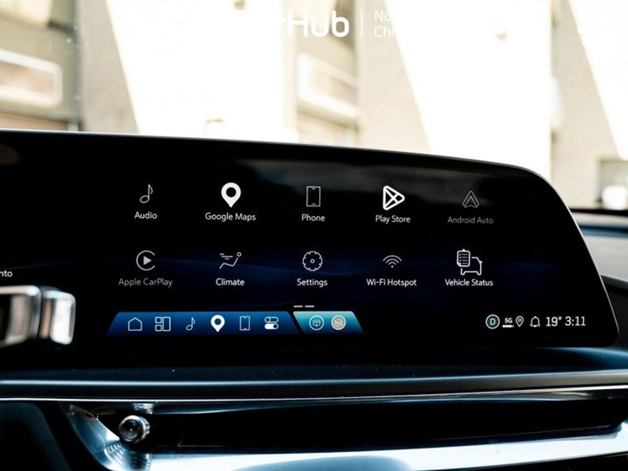 2024 Cadillac LYRIQ Tech Panoroof Heated Seats Navi Apple CarPlay Android Auto Photo
