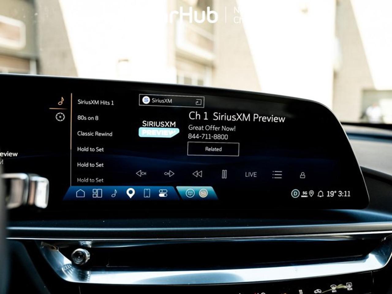 2024 Cadillac LYRIQ Tech Panoroof Heated Seats Navi Apple CarPlay Android Auto Photo
