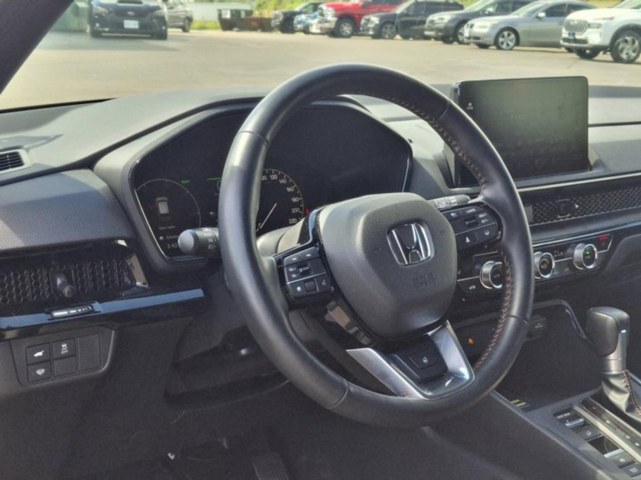 2025 Honda CR-V Hybrid Touring AWD | Leather | Sunroof | Nav | Bose | Adaptive Cruise | Heated Wheel + Seats | and More ! Photo